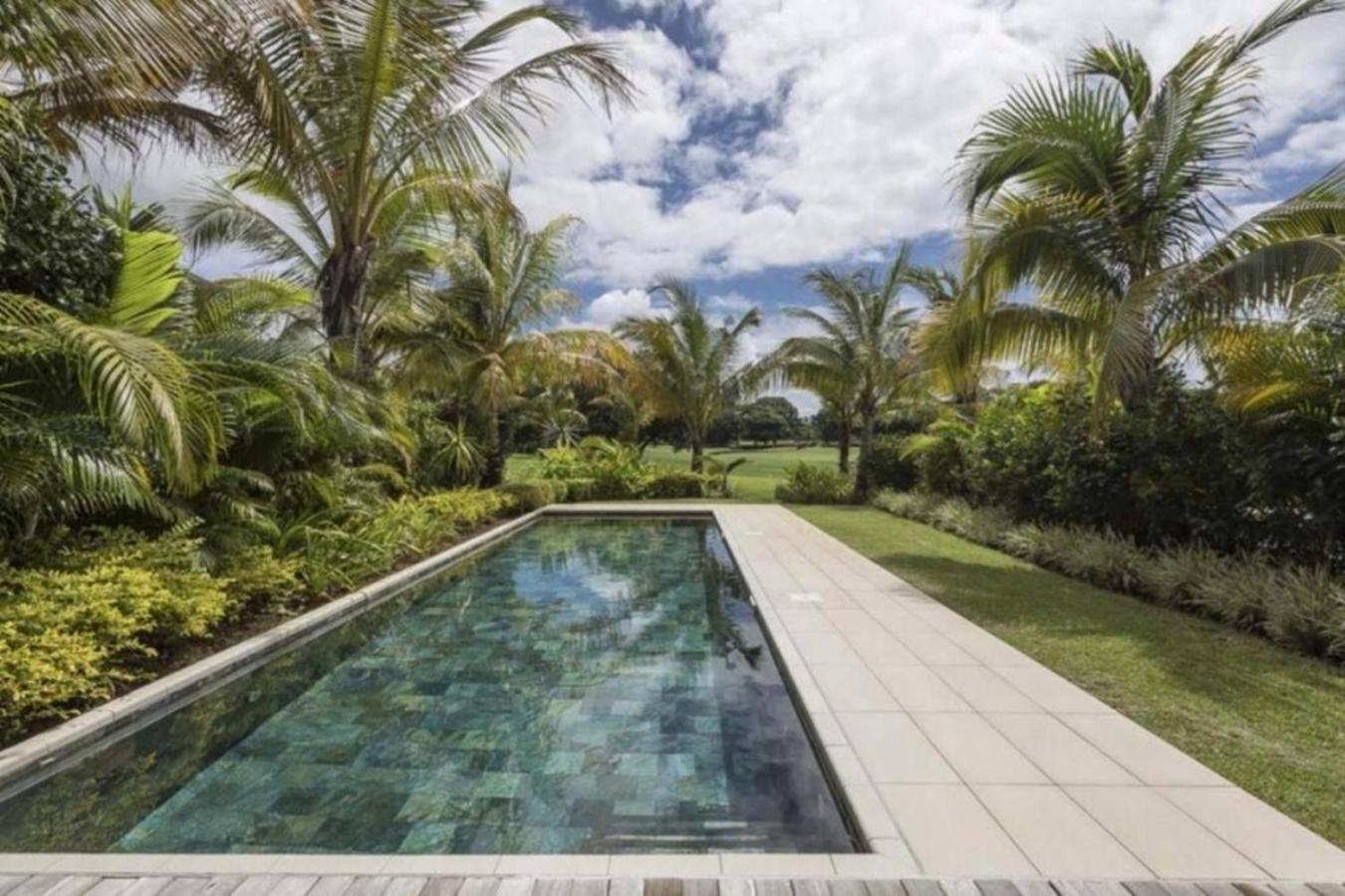 Beautiful Villa With Pool In Anahita Resort Beau Champ エクステリア 写真